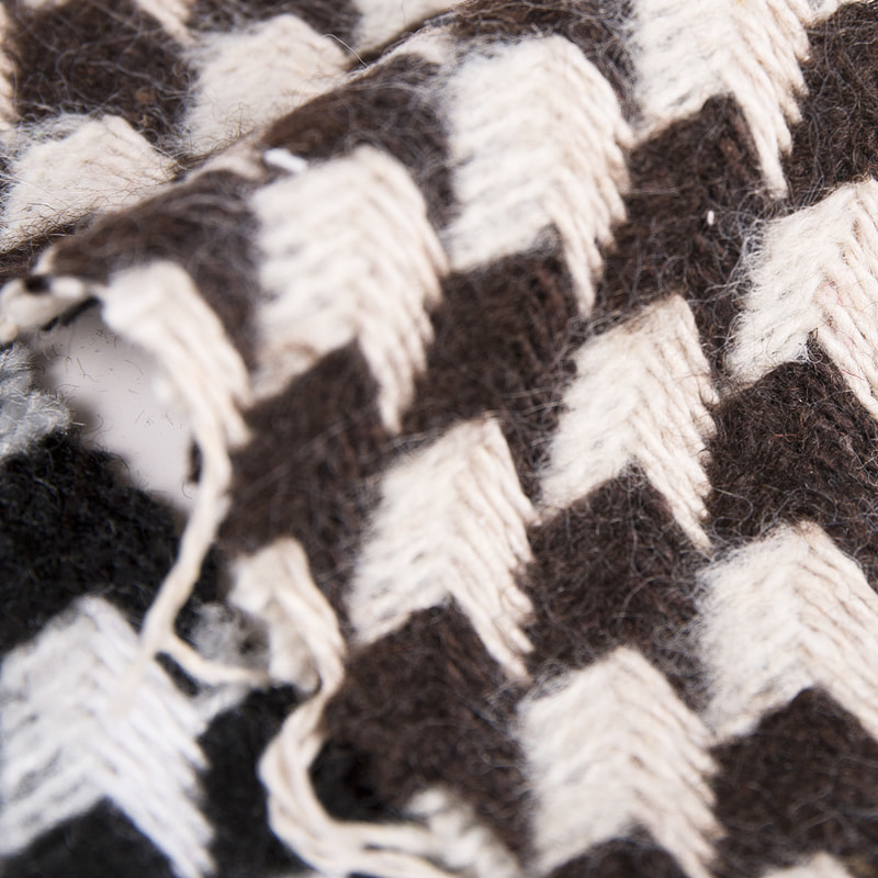 رأس السهم نمط البني الأسود منقوش نسيج التويد 2406