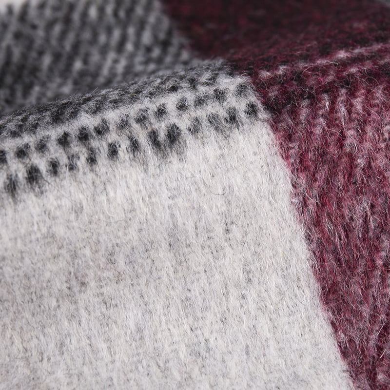 فرشاة صوف منقوشة منقوشة بألوان متباينة 3293